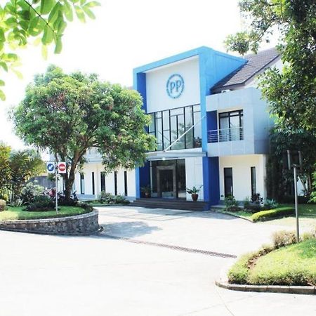 Pp University Кисаруа Екстериор снимка